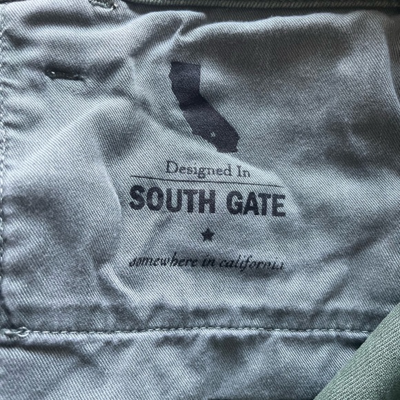 AG Jeans, The Isabelle Button-up, color Sulfur Fresh Thyme, size 29 - Picture 5 of 7